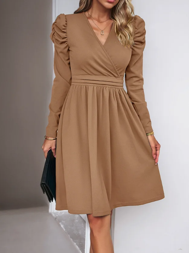 

Elegant Temperament Clean Color V-Neck Long Sleeved Dress Women's Fashion Dress 2024 Autumn New Clothing Solid Color