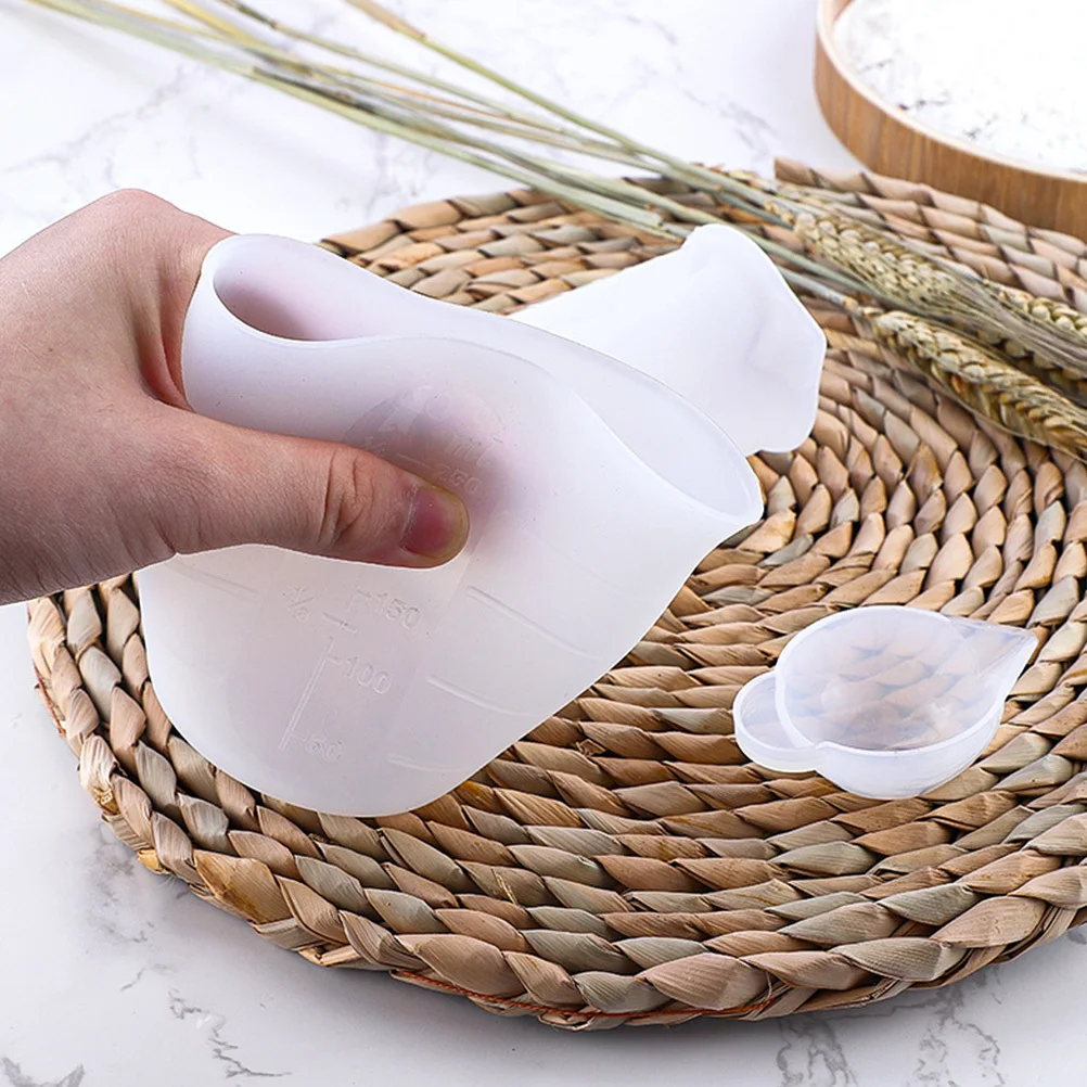 

2Pcs Silicone Measuring Cups Clear Reusable Graduated Cup for Cooking Baking DIY Epoxy Making Silicone Measuring Cups
