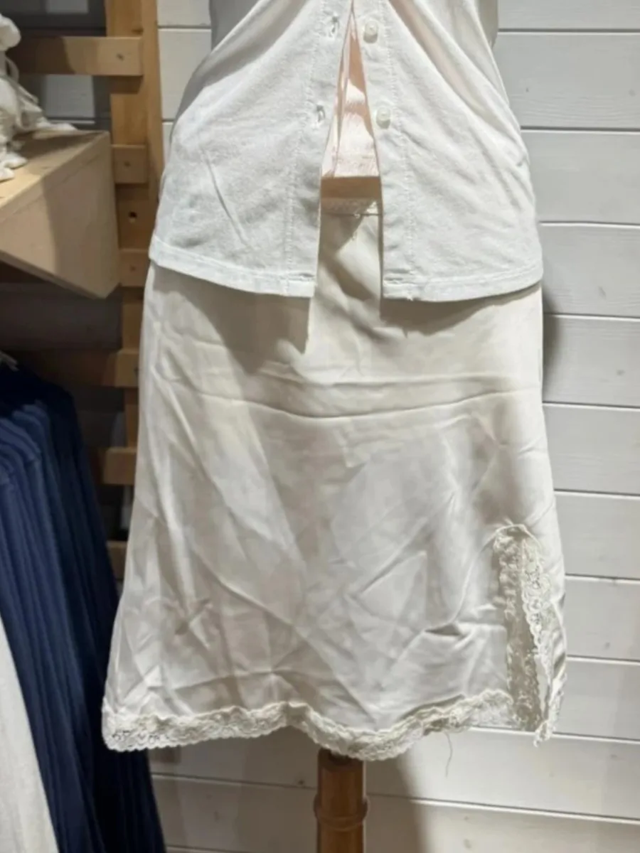 

New Stain White Lace Trim Mini Skirts Women Summer Preppy Style A-line Split Short Faldas Female Casual Sweet Elegant Skirt Chic