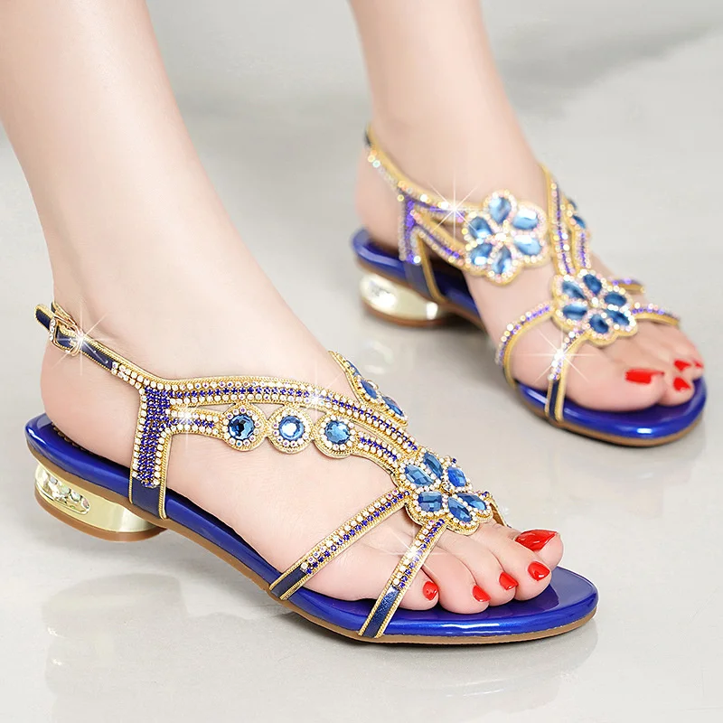 New Summer Banquet Women\'s Peep Toe Sandals Leather Diamond Low Heel Fashion Versatile Outdoor Anti-slip Beach Shoes