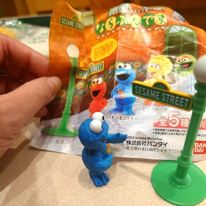 Figurka BANDAI Urocza Ulica Sezamkowa, Amos Oscar Ciasteczkowy Potwór Duży Ptak Figurki Akcji