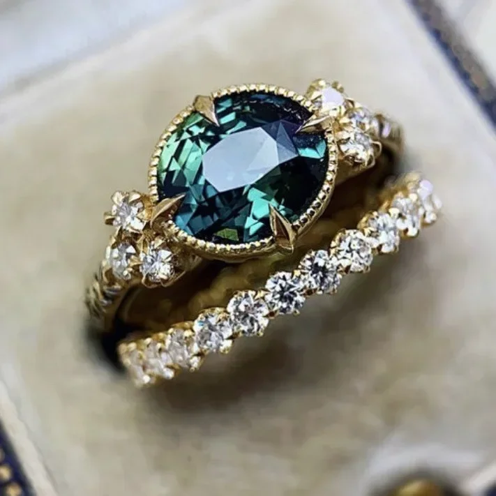 

Classic Luxury Green Gemstone Ring for Women Popular Vintage Double Layer Alloy Inlaid Zircon Ring Girls Jewelry Gift