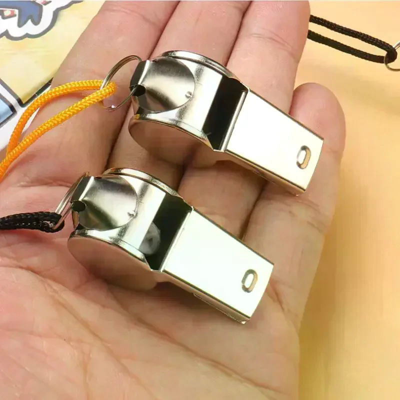 2 قطعة صافرة الفولاذ المقاوم للصدأ مع الحبل الرياضة في الهواء الطلق صافرة سوبر بصوت عال صفارة إنقاذ الطوارئ