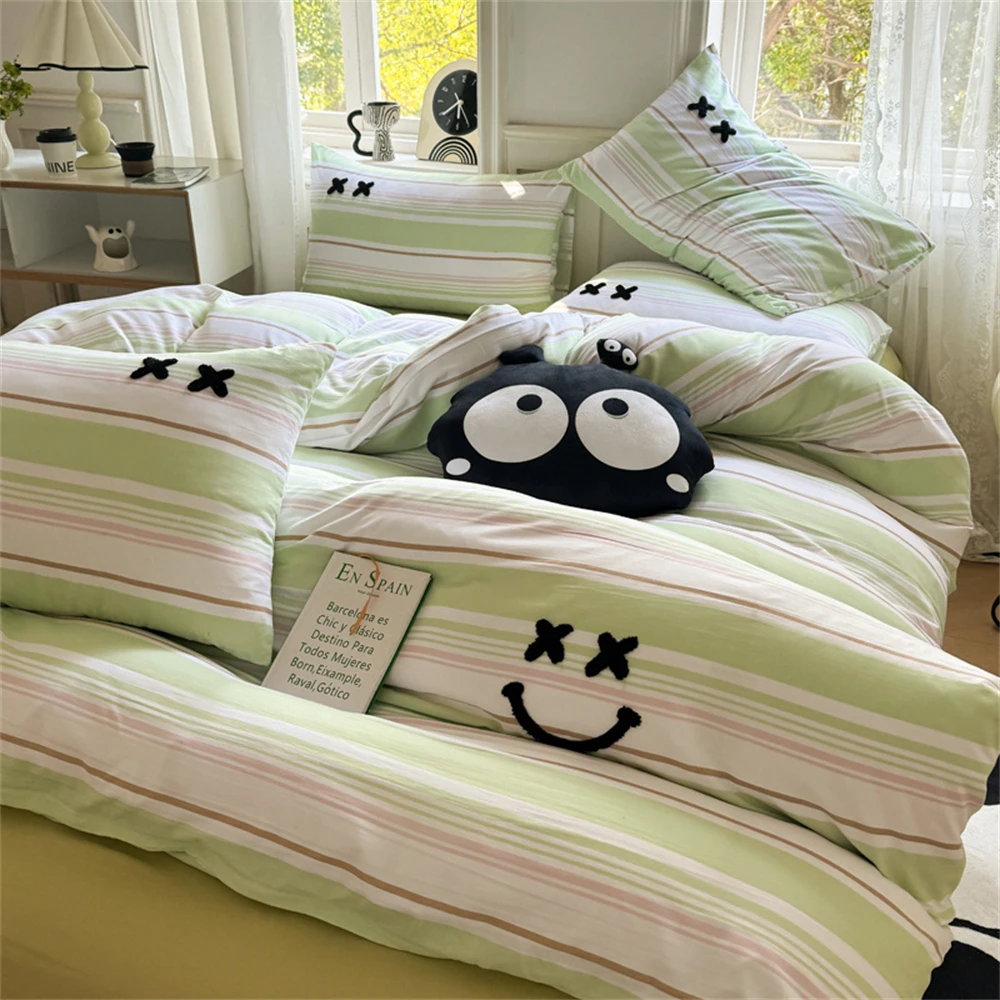 

Striped Bedding Sets Cute Embroidered Four Piece Set Bed Flat Sheet Pillowcase Duvet Cover Set 200x230cm King Soft Home Textiles