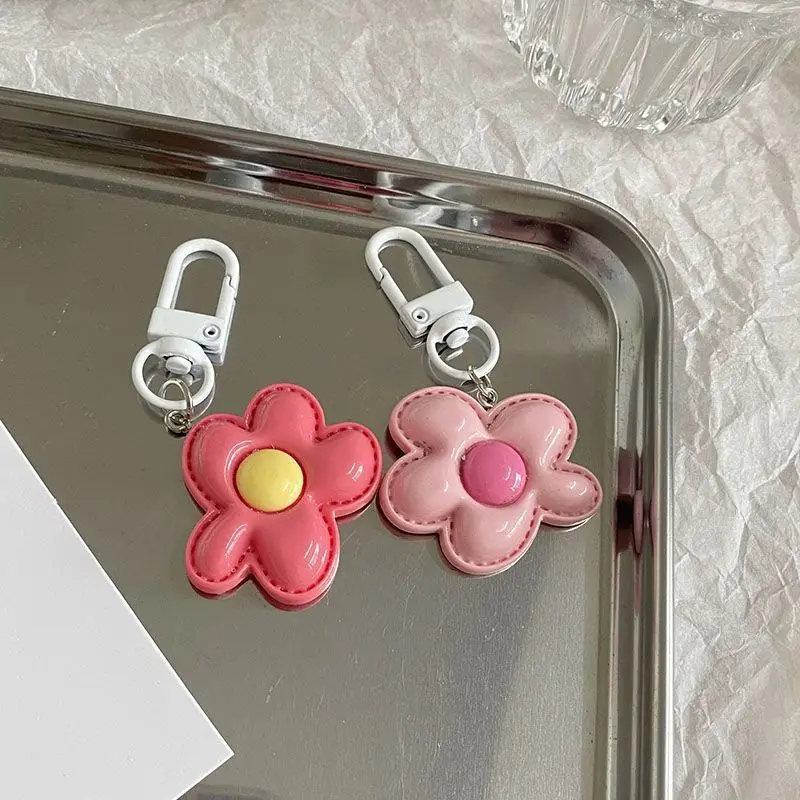 موضة سلسلة المفاتيح حقيبة معلقة قلادة سيارة كيرينغ لطيف زهرة صغيرة المفاتيح Kawaii الملونة الراتنج الأزهار حلقة رئيسية حقيبة سحر #4
