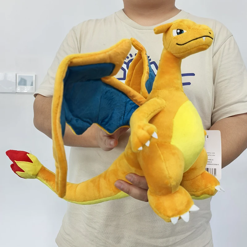 Pokemon Kawaii Charizard Peluche Cartoon e Cute Firedragon Bambole di peluche Cuscino di tiro Regalo di compleanno per bambini Amici Ragazzi