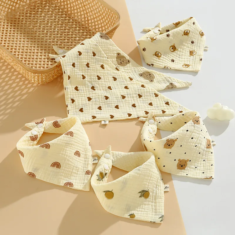 Baby Gauze Scarf Newborn Anti-spitting Milk Saliva Towel Ins Cotton Yarn Triangle Scarf Baby Cartoon Scarf Baberos Bebe 아기 주머니