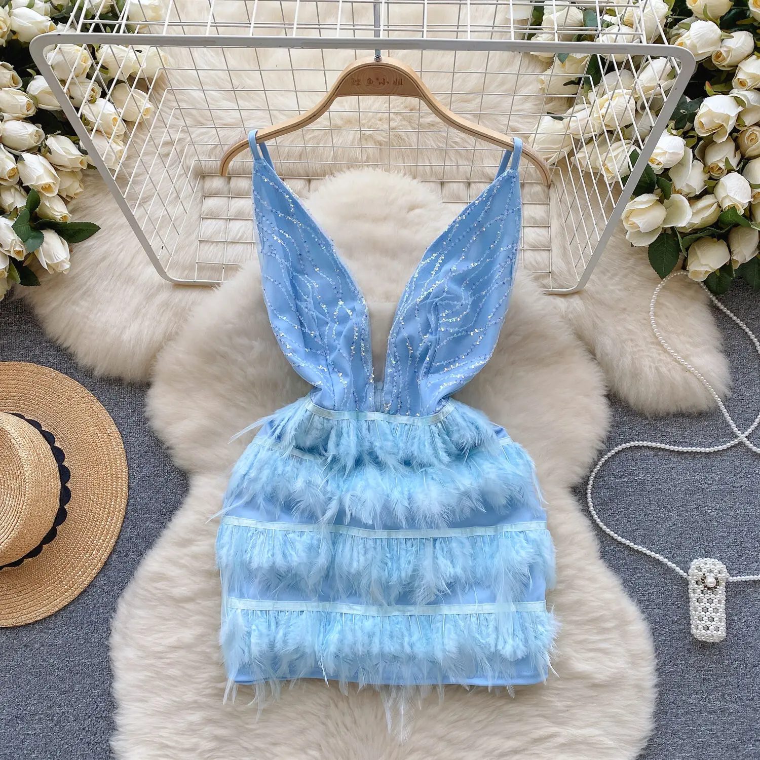 Foamlina Haute Couture Backless Blue Feather Dress Sexy Deep V-neck Mini Short Club Dress Heavy Industry Sequin Suspender Dress