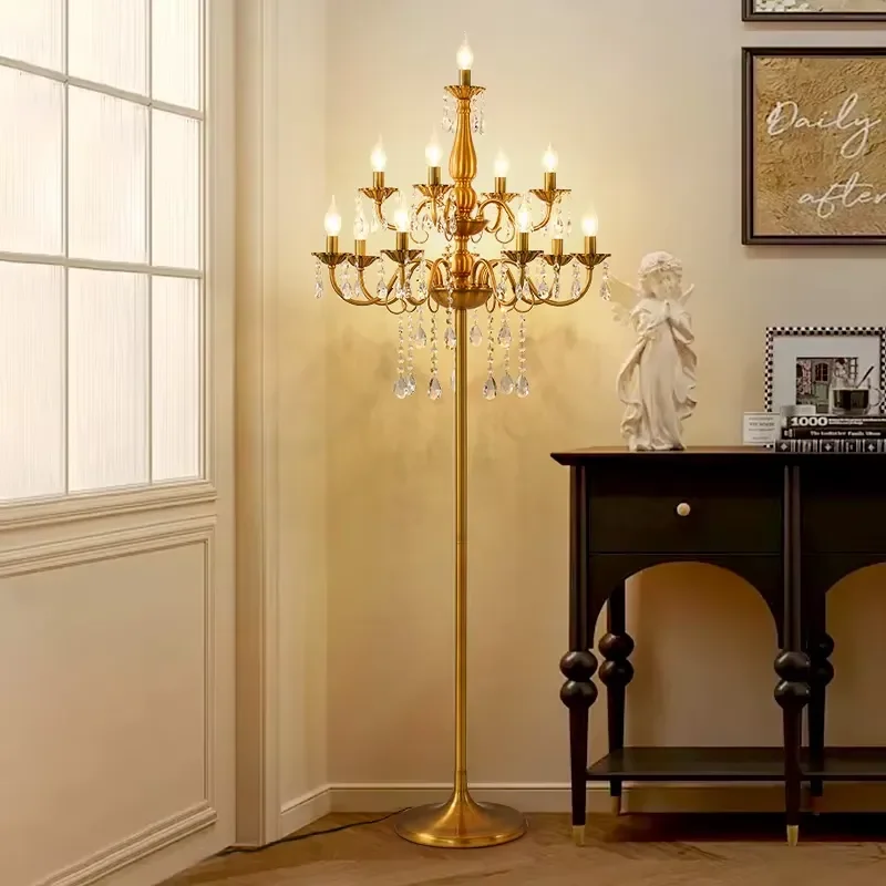 European Luxury Crystal Floor Lamp Gold Lighting Interior Decoration Standard Lamp for Hotel Villa Living Room Wedding Party