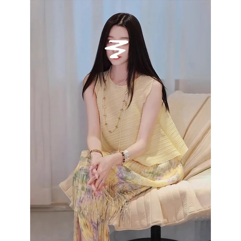 Miyake 2025 verão novo plissado cor sólida superior cintura alta saia de meio corpo de duas peças moda casual cem terno feminino alsey