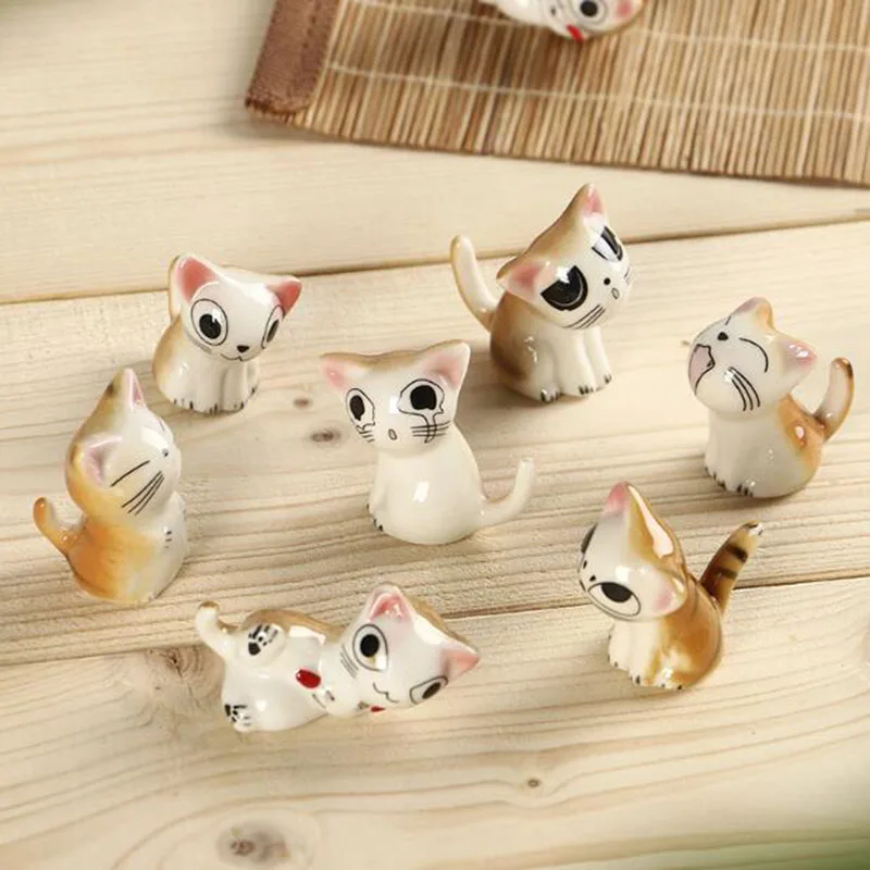 

7Pcs/Set Wholesale Japanese Style Chopstick Holder Cute Cat Design Chopstick Rack Pillow Care Rest Kitchen Tableware for Dinner