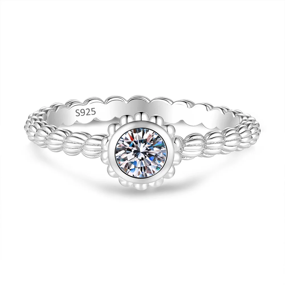 

Real 0.3ct Moissanite Ring S925 Sterling Silver Retro Fried Dough Twist Rings for Woman Birthday Anniversary Jewelry Gift