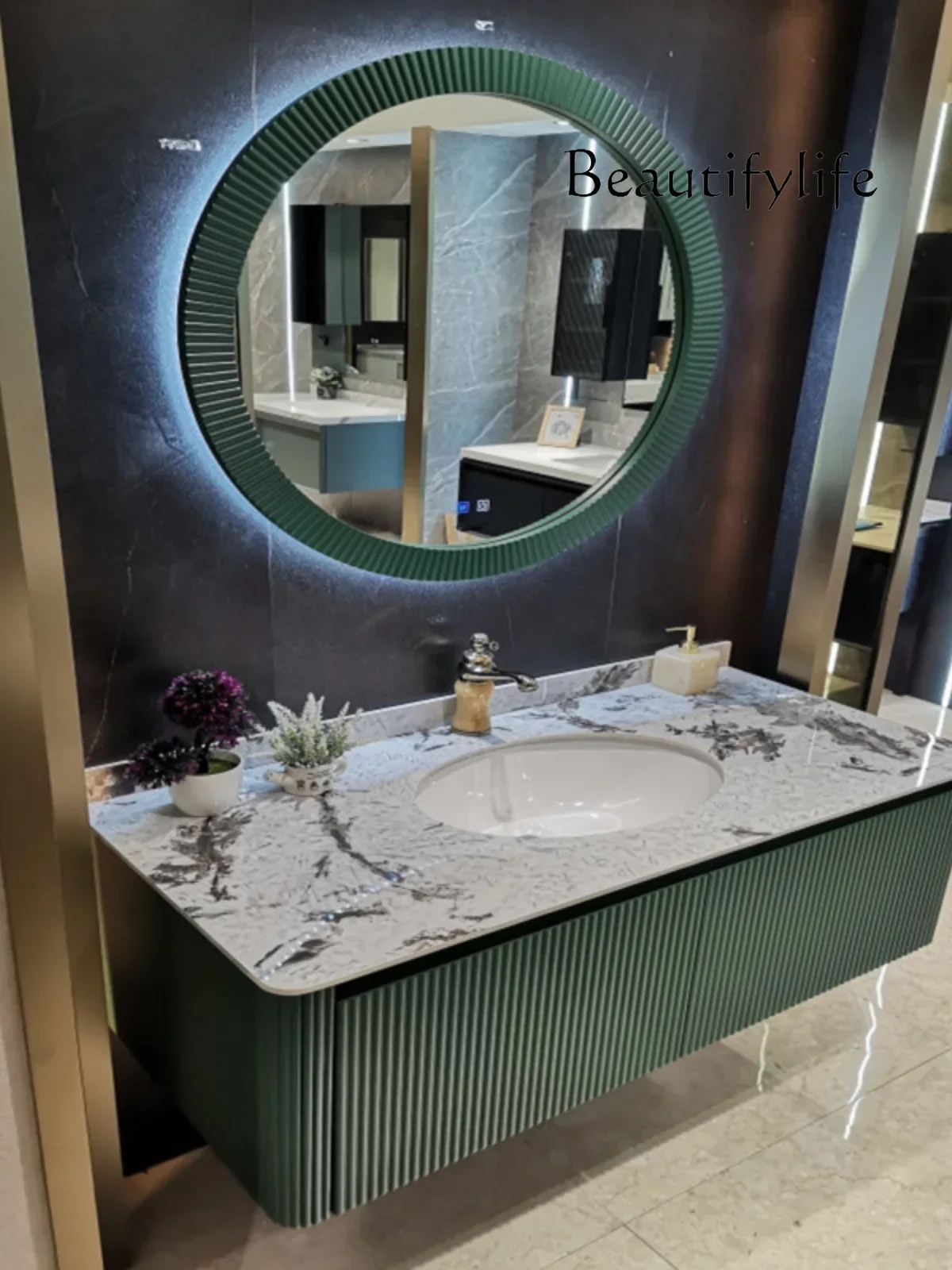 

Pretty French bathroom cabinet toilet wash basin oak light luxury simple seamless splicing rock slab integrated basin