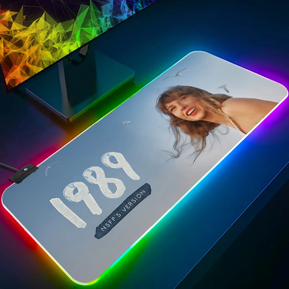 

Hot T-Taylor Singer S-Swift RGB Pc Gamer Keyboard Mouse Pad Mousepad LED Glowing Mouse Mats Rubber Gaming Computer Mausepad