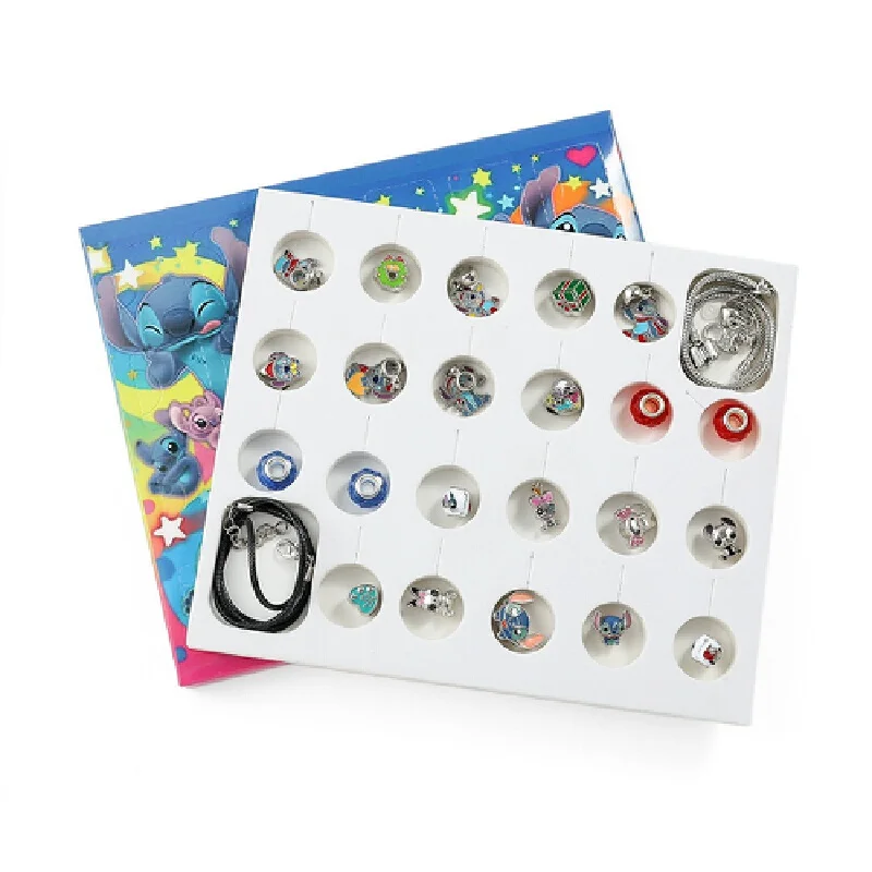 Nuovo Disney Stitch Calendario dell'Avvento di Natale Scatola cieca Lilo & Stitch 24 giorni Conto alla rovescia di Natale Fai da te Bracciale per gioielli Kit regalo