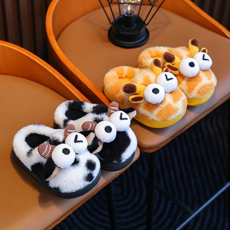 

Детские осенне-зимние хлопковые тапочки с мультяшными животными, простая плюшевая домашняя обувь для мальчиков, теплая одежда для девочек, удобные нескользящие тапочки