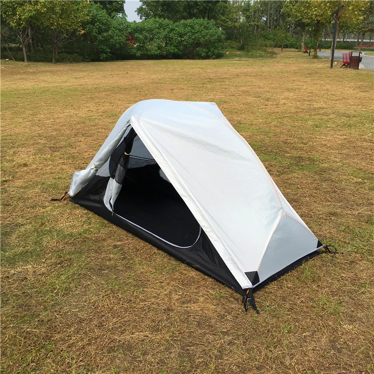 Ultralight Double Layer 1 Person camping Tent, CZX-217 Waterproof ultralight 1 person MSR Hubaba tent come with footprint