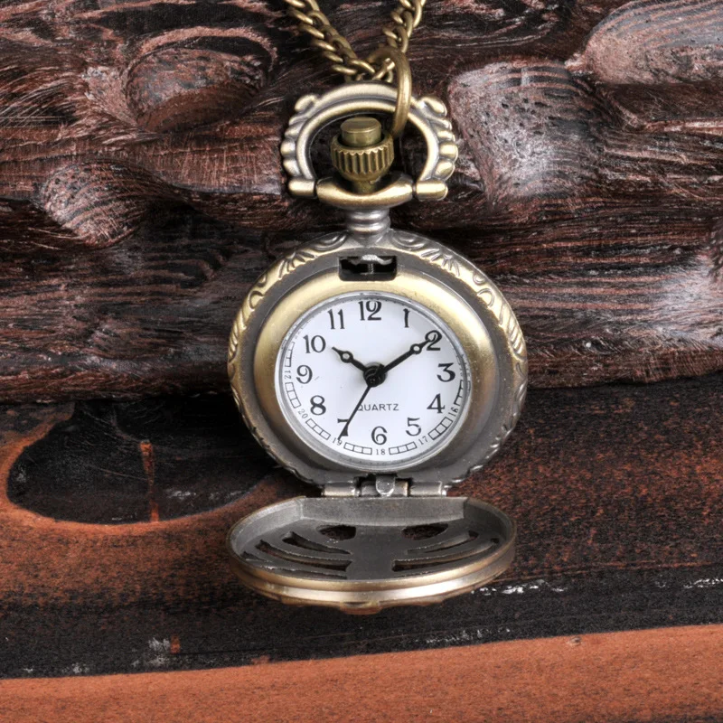 Orologio da tasca al quarzo in bronzo carino di lusso per uomo donna fiore di rosa scheletro cassa incisa collana con ciondolo a catena Fob orologio regali