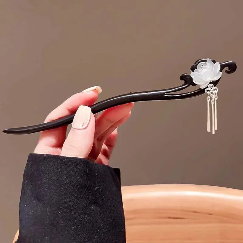 Vintage Black Lotus Imitation Sandalwood Hairpin For Women Chinese Style  Fringe Wood Hair Stick Hairpin Hair Accessories