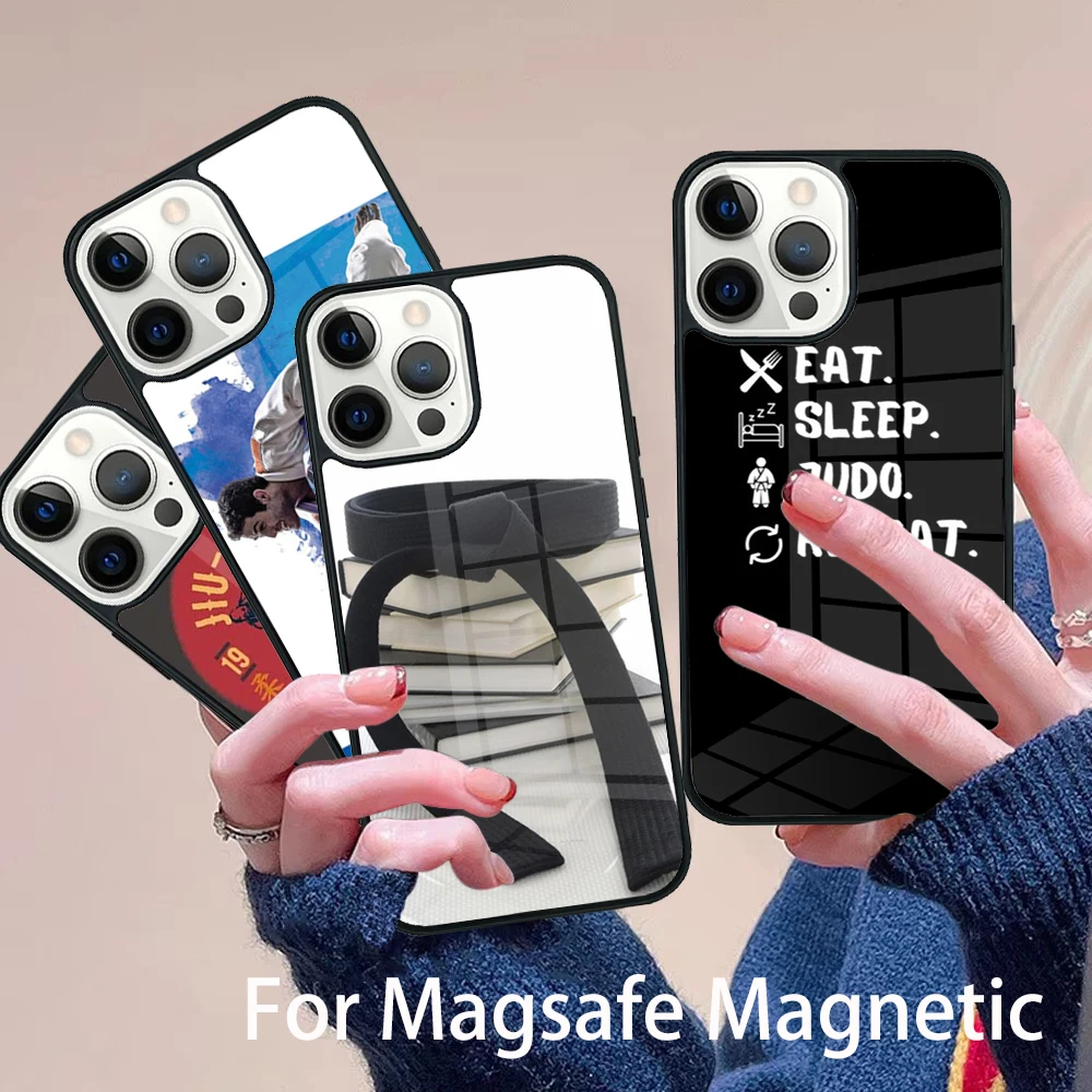 

Judo Phone Case Magesafe Magnetic Wireless Charge Cover For IPhone 16 11 12 13 14 15 Pro Max Plus Mini
