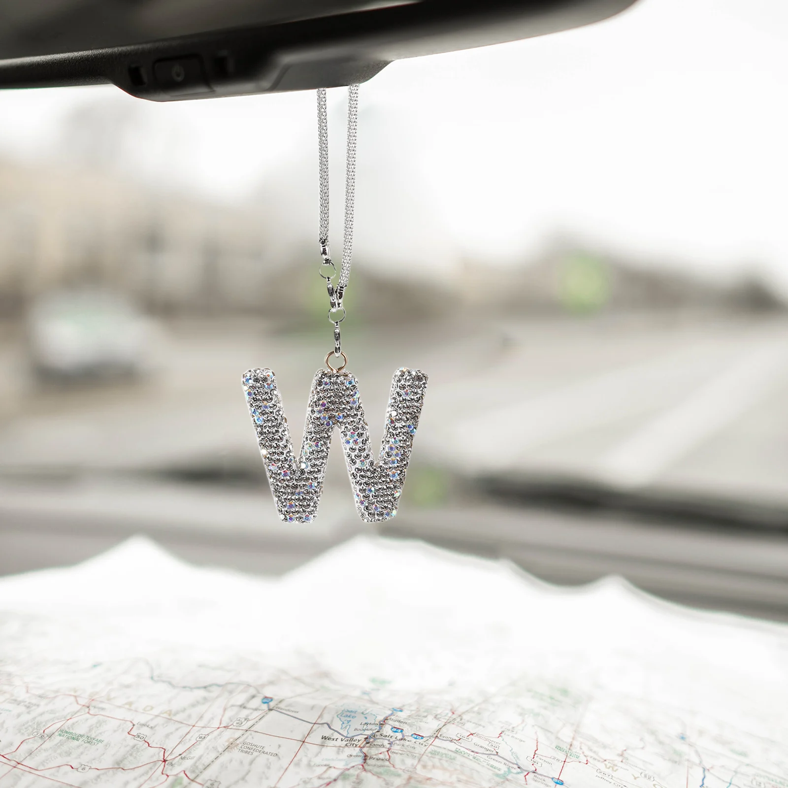 

Car Interior Accessories Hanging Charms for Rear View Mirror Decor Women Letter Ornament Auto Decoration Decorations Pendant