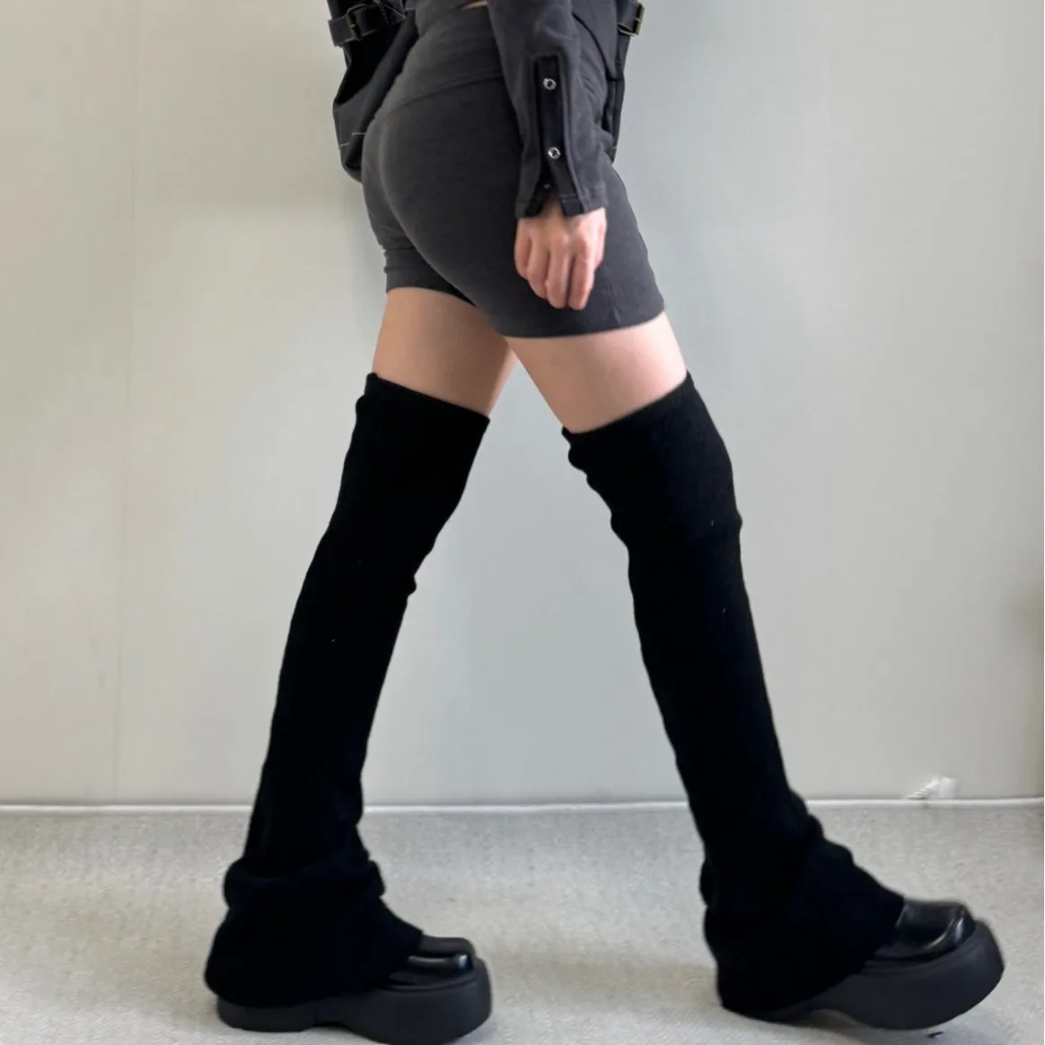 Hot New Autumn Winter Girl Tall Leg Warmers Lolita Maid Cosplay Loose Socks Knitting Keep Warm Leg Sleeve Stockings Hose Flared