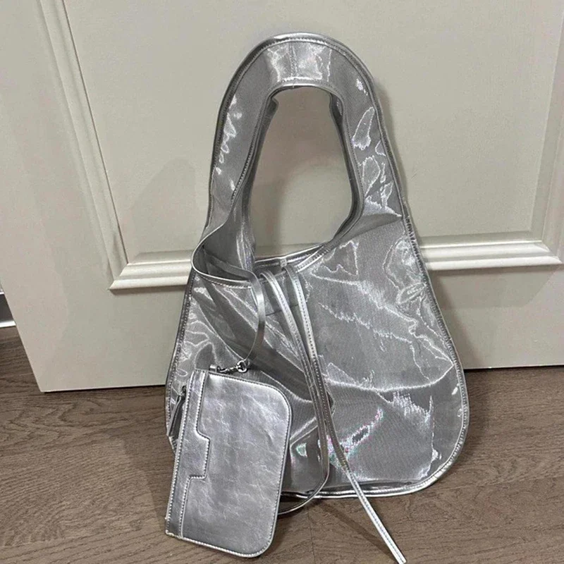 

2025 Новая модная серебряная женская сумка для пригородных поездок, дизайнерская универсальная сумка-тоут, брендовая сумка большого размера из искусственного прозрачного шелка