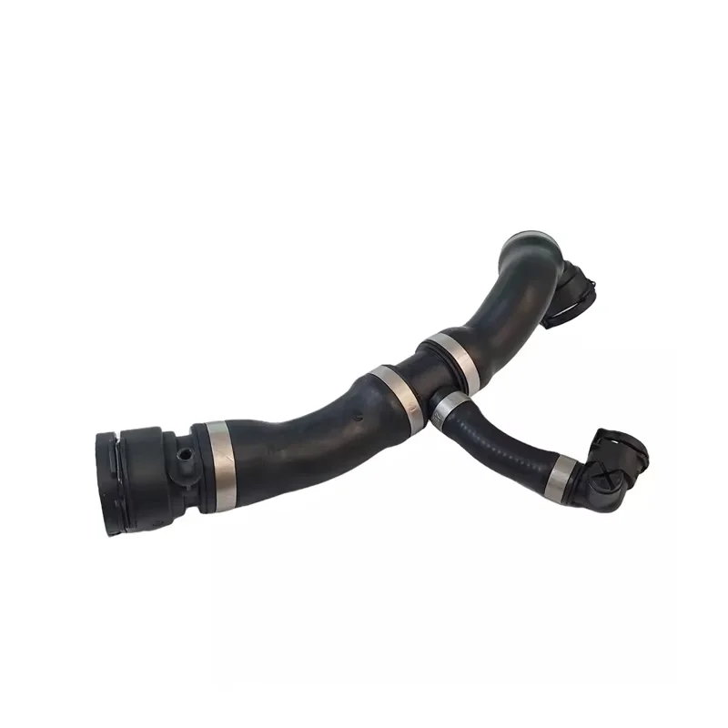 Upper part of the inlet water tank for the hose engine  11531438632 17127525023 17127580963 17127535529 17127535542  17127535531
