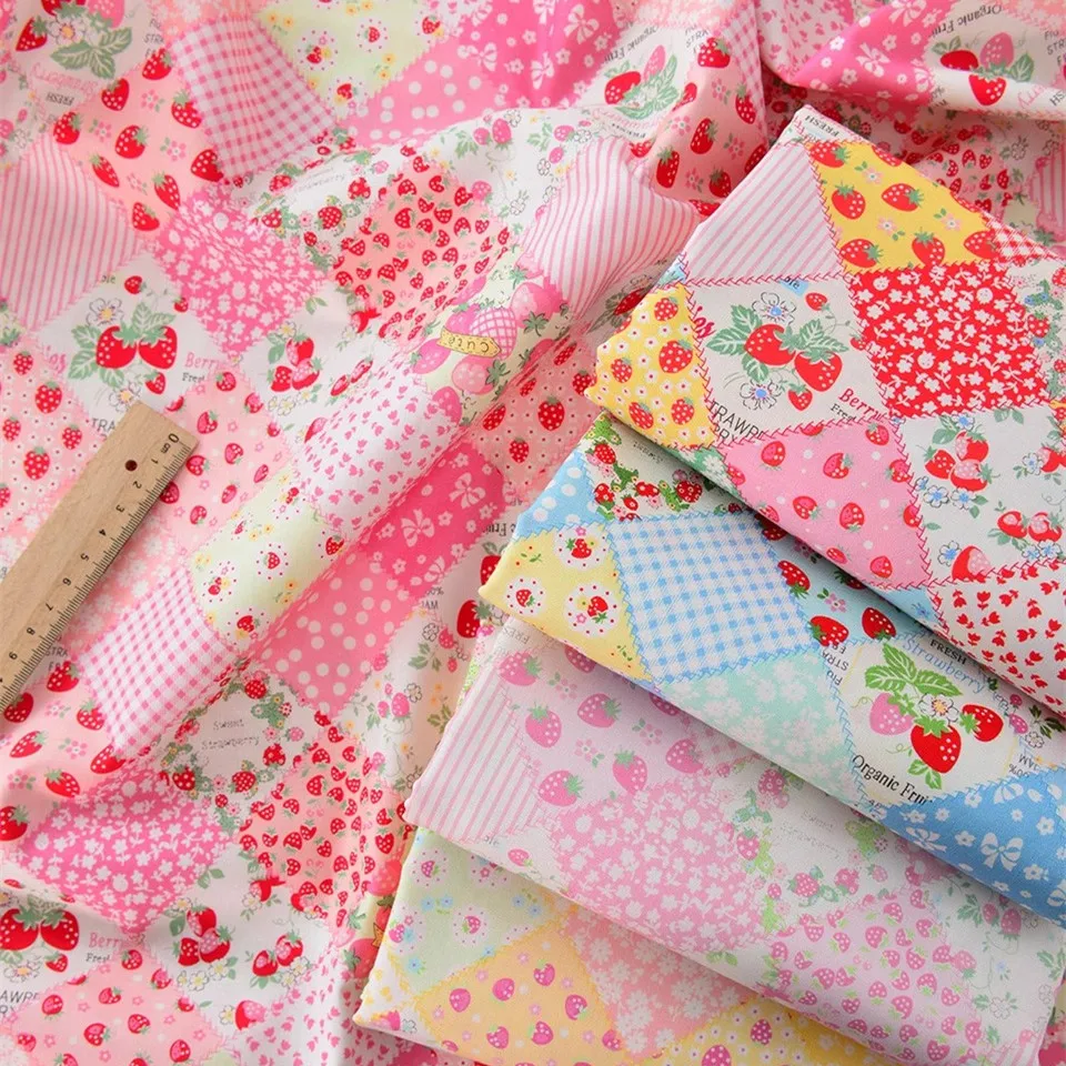 

145x50 Cm 100% Cotton Comfort Print Fabric DIY Handmade Suitable For Dresses Apparel Bags Retro Strawberry Sewn Patchwork Fabric