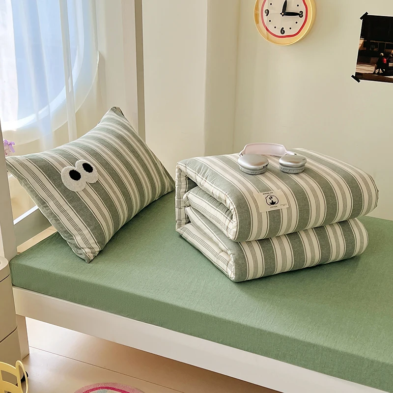 100% Cotton Minimalism Stripes Bedding Set, Lovely Big Eyes Embroidery Single Size, Back to School for Student Dormitory Decor