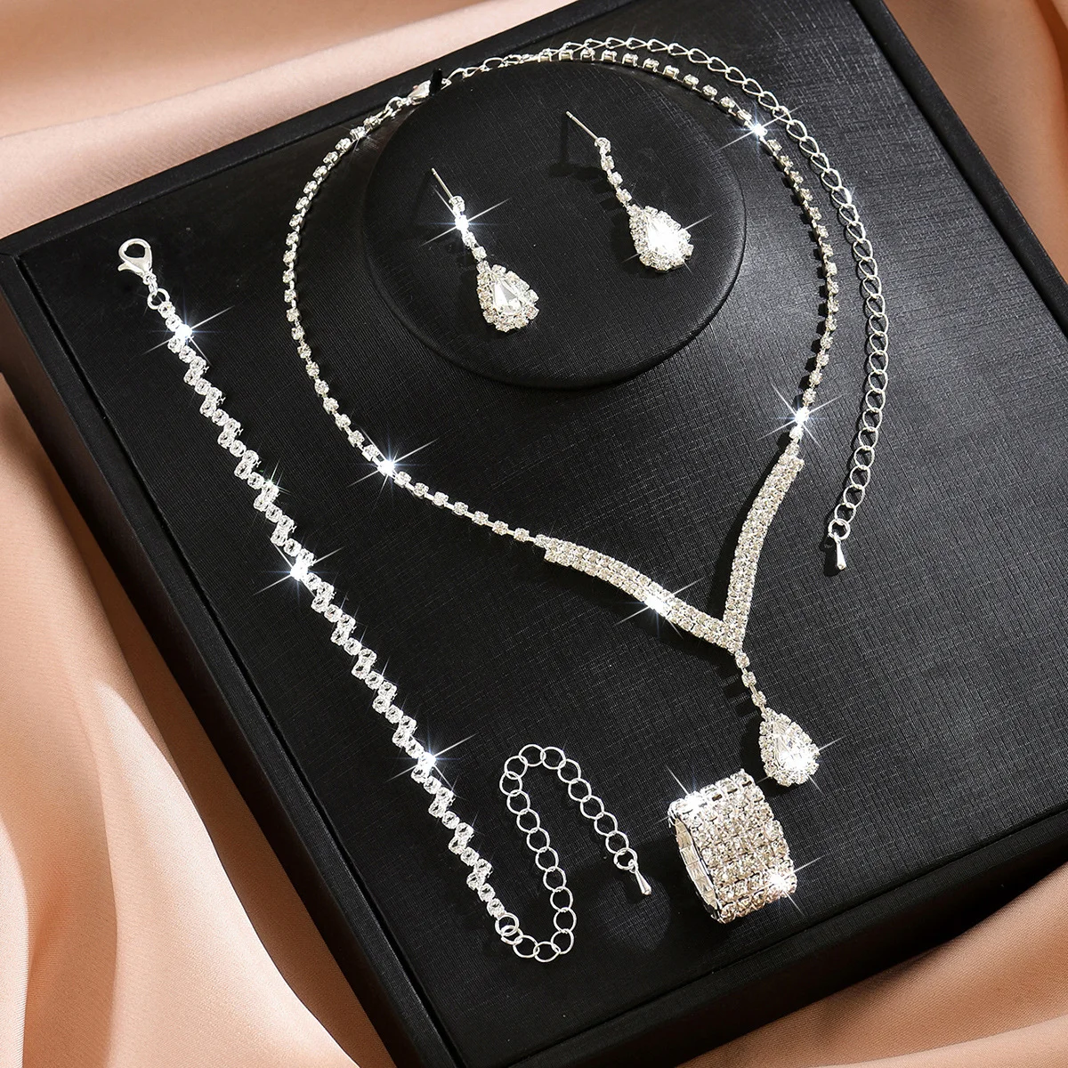 2pcs Eco-Friendly Rhinestone Necklace and Earrings Set