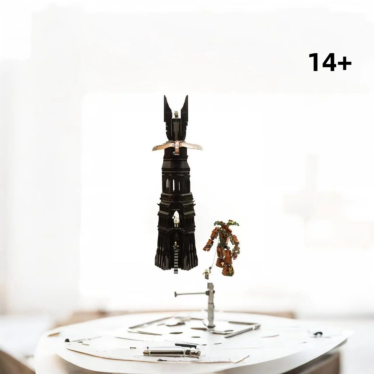 

Новинка 2025 года, В НАЛИЧИИ, совместимые с черной башней, строительные блоки, кирпичи, 2359 шт., развивающие игрушки, подарки на день рождения для мальчиков