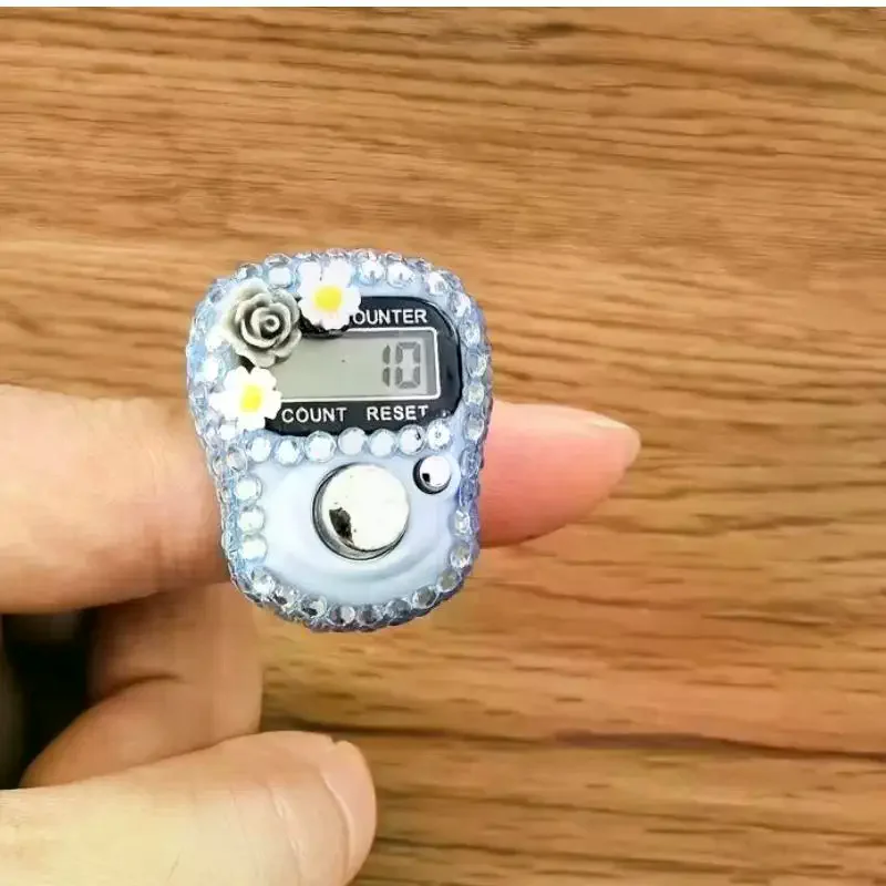 Digital Finger Tally Counter LCD Resettable Flower Pattern for Prayer Golf Training Lap Counting Use