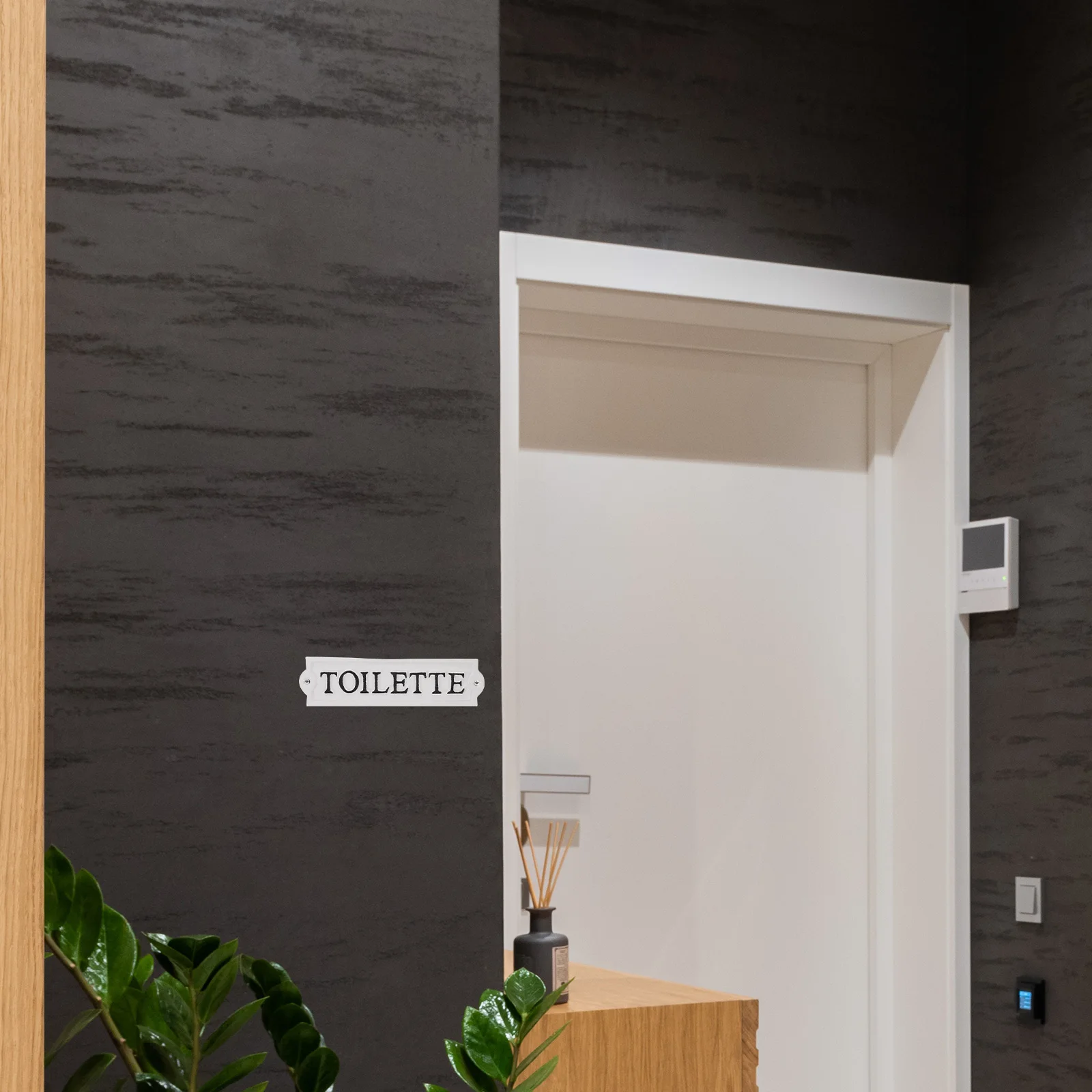 

Heavy Duty White Cast Iron Bathroom Door Plaque Classic Decorative Toilet Sign Restroom Wall Decor for Home Office Store