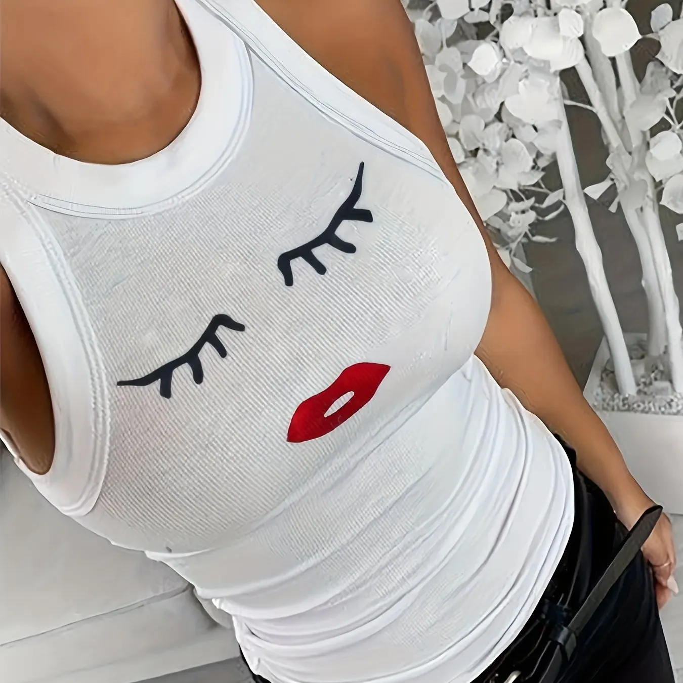 Women's summer slim fit sexy sleeveless vest T-shirt top white