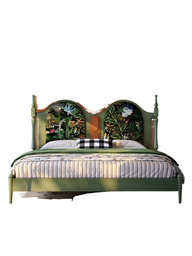 

French retro solid wood bed 1.8 meters double bed medium ancient ash wood fabric printing soft bag retro master bed