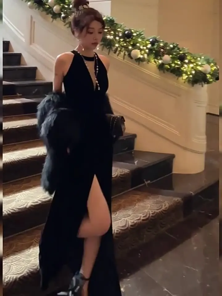 

Evening Dress For Woman Halter Luxury Minority High-End Temperament Socialite Hepburn Wind Black Pure Desire Split Holder Dress