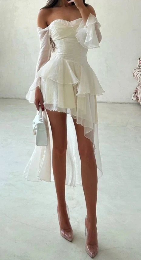 

Temperament Design Sense, One Shoulder Strapless Irregular Slimming Dress, Elegant Summer Solid Color Pleated Long Sleeved Dress