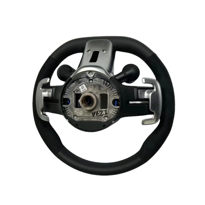 

Customized Carbon Fiber Quick Release Steering Wheel for Mercedes-benz Product