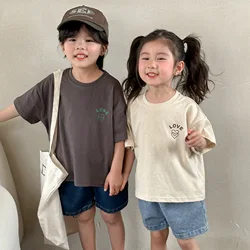 男の子と女の子のための薄手の半袖Tシャツ,レタリングプリントのルーズでカジュアル,レトロなスタイル,コットン,新しいデザイン