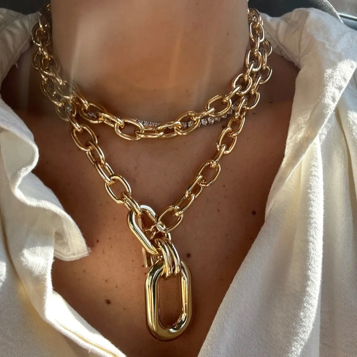 Fashion popular creative large pendant multi-layer necklace simple street shot aluminum chain necklace women