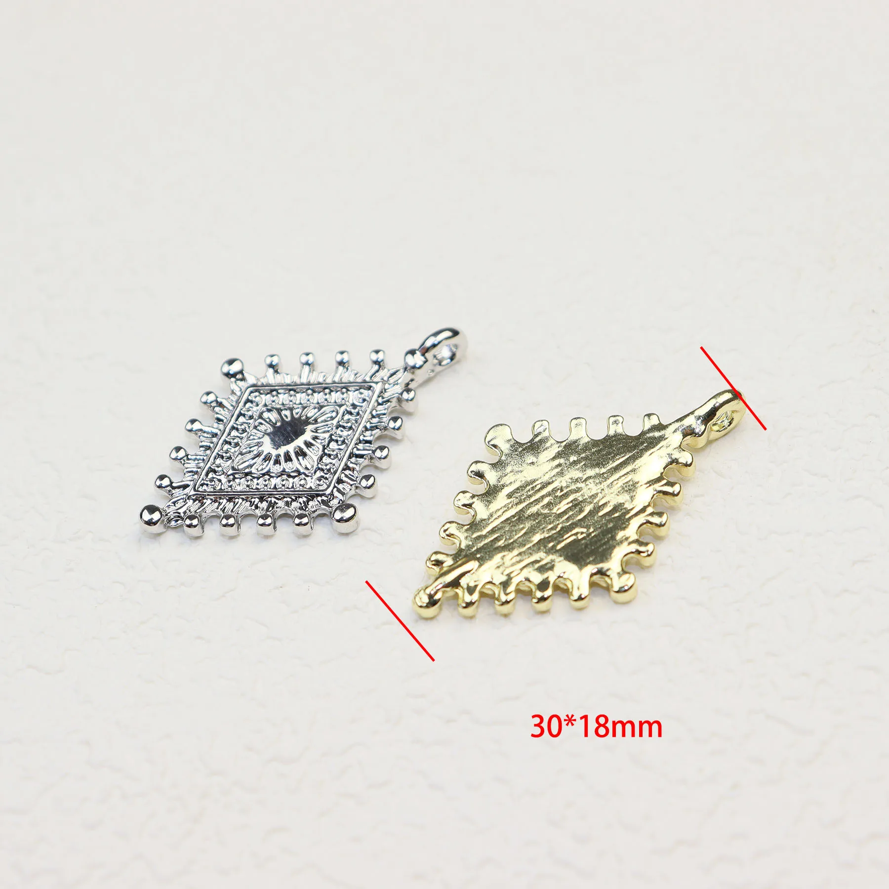 Eruifa 10PCS 30mm*18mm Geomet Ryrhombus  ZInc Alloy Charms Pendant Jewelry DIY Handmade