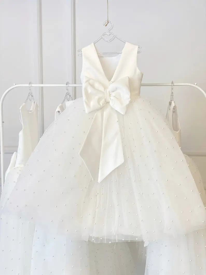 V Back Top Dress with Pearls, First Communion Gown, Ivory Flower Girl Dress, Elegant Baptism, Wedding Bridesmaid, Blessing Dress