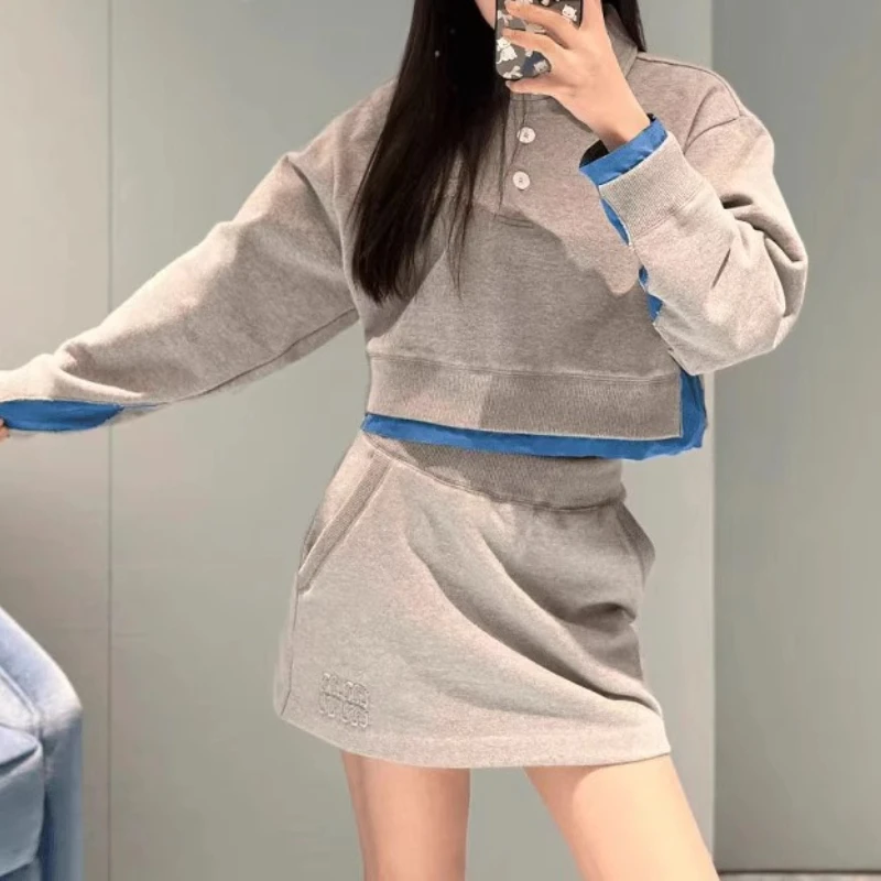 2025 novo produto simples e versátil bainha manguito emenda lapela azul carta moletom saia curta terno feminino