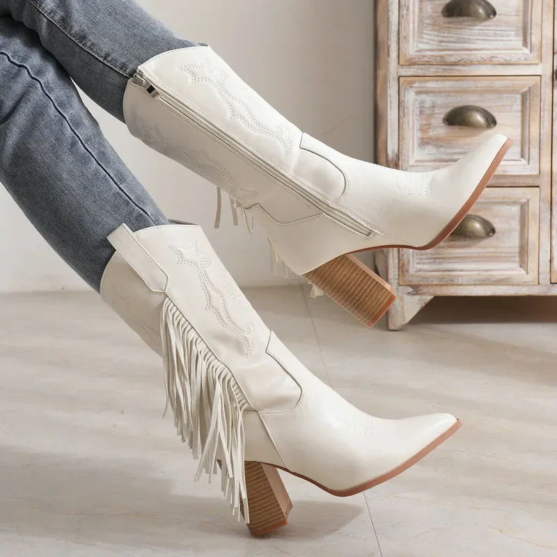 2024 Autumn/winter Pointy Chunky Mid-leg Knight Boots Embroidered Totem White New Western Cowboy Boots