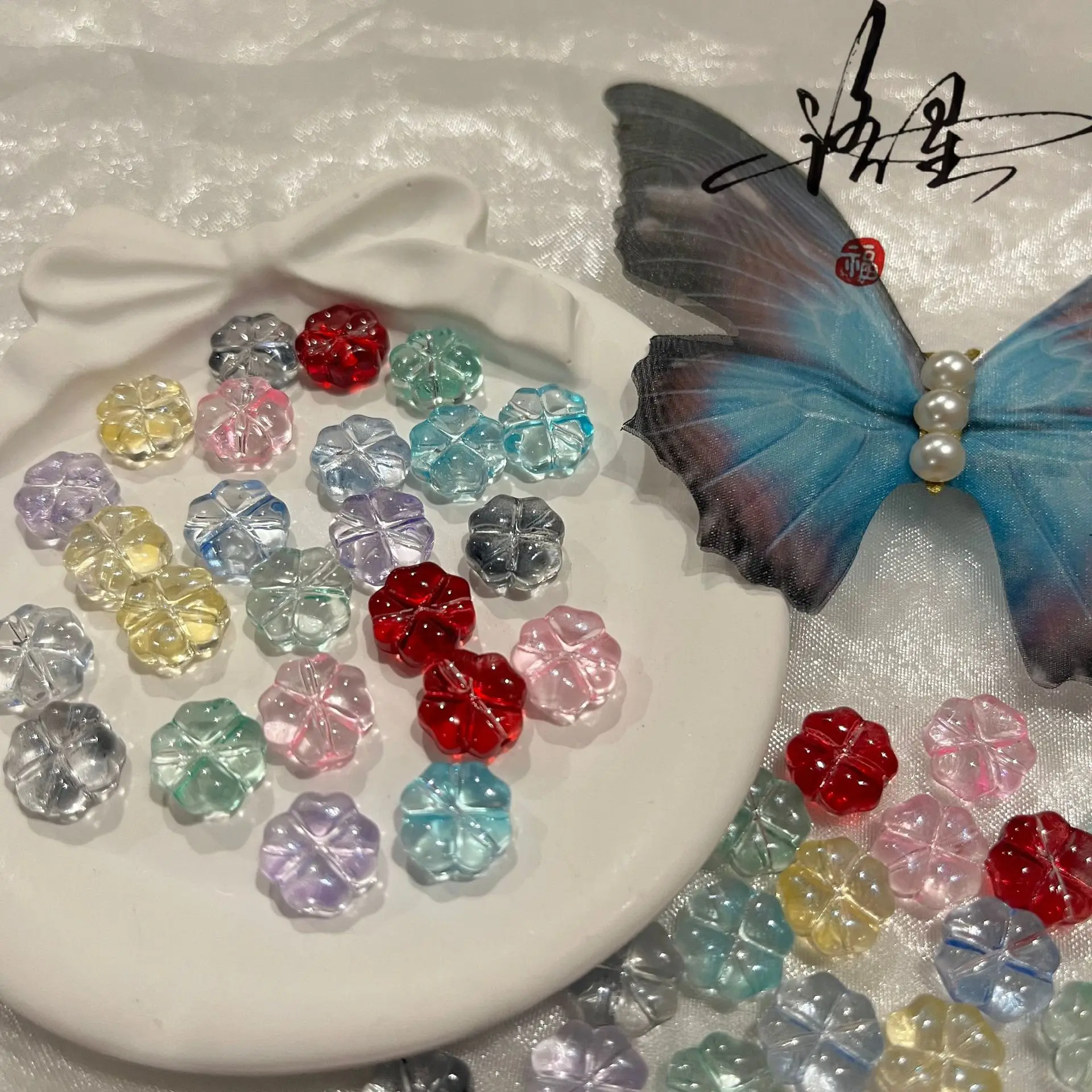 ZW07 20pcs 10.5mm Retro Cartoon Polychrome New Transparent Shape Glass Beads Manual DIY Style Bracelets Beads Crafts Accessories