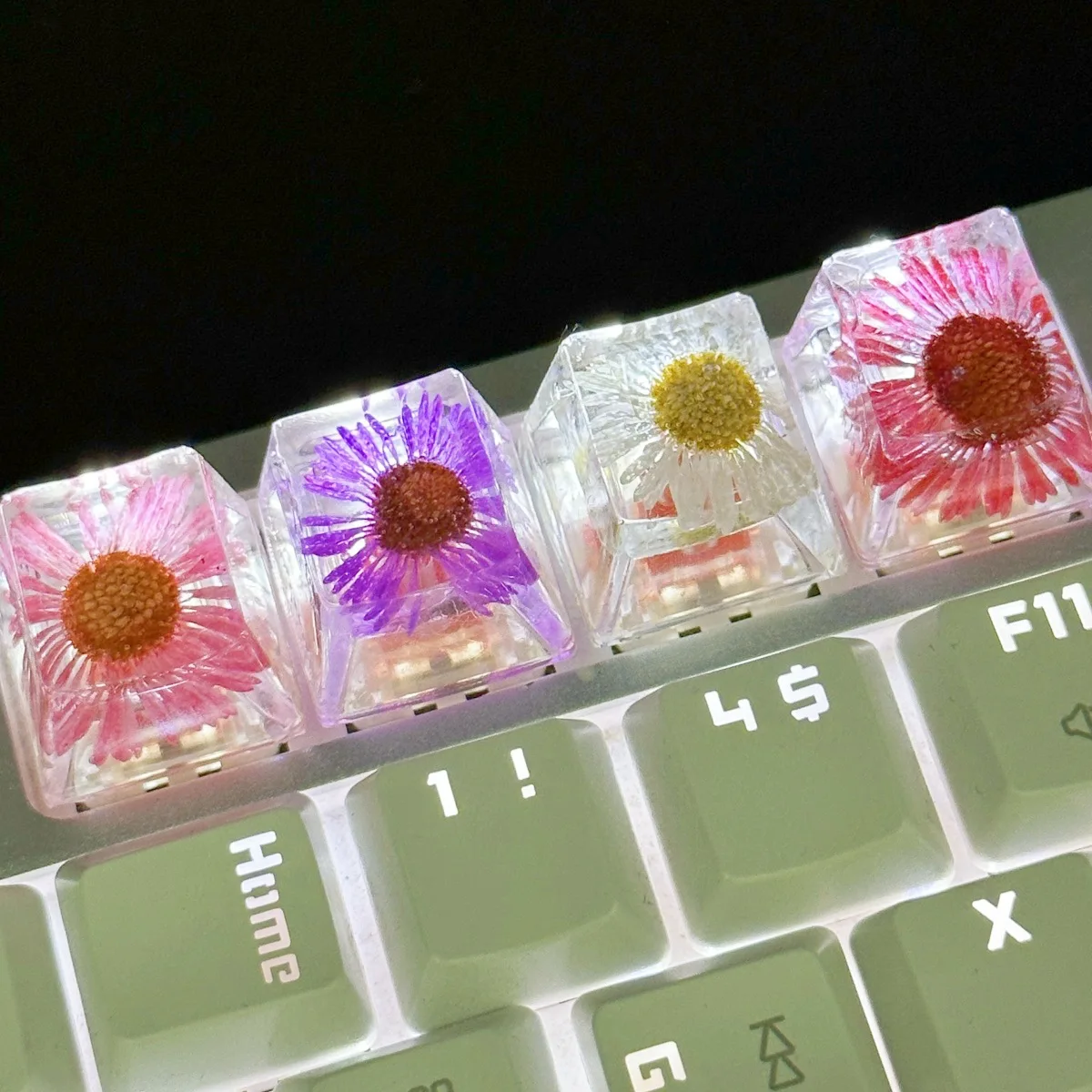 

NEW High Quality Epoxy DIY Translucent Leaves Dry Flowers Paper Cross Axis Mechanical Keyboard Keycap Universal Accessories