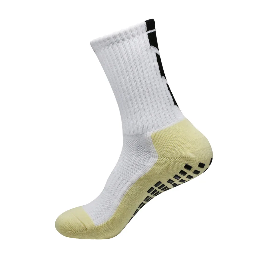 Wholesale of anti slip men\'s and women\'s plush and warm skiing, cycling, cold and windproof socks for outdoor sports in all seas