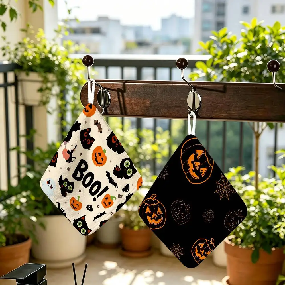 Halloween Room  Polyester Cotton Daily Towel Hanging Kitchen Hand Wiping Cloth Durable for Whole House Use