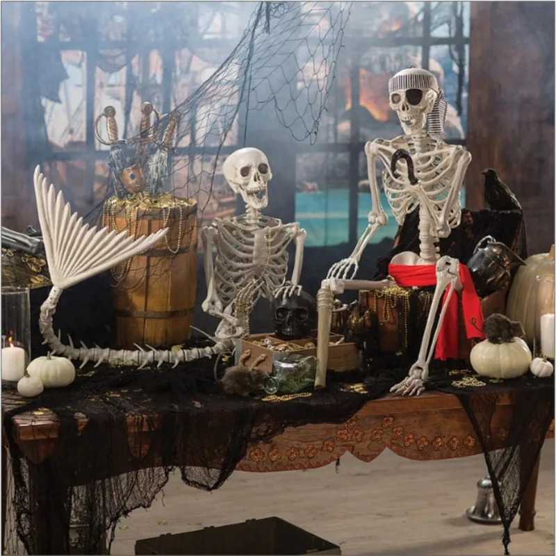 

Realistic Animal Skeleton Horror Decoration Bar Haunted House Prop Plastic Halloween Skull